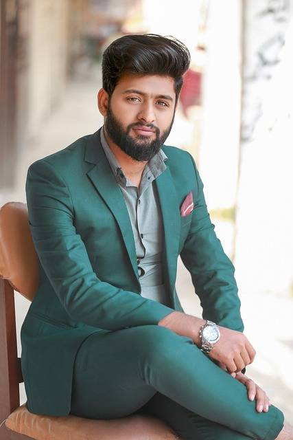 You are trusted person 💯  In sha Allah next bi ap sy hi hr chez buy krun ga or mai ap ka number apny relative mai bi share kiya subscription buy k liya or capcut k liya bi ❤️  Because you are 100% trusted person